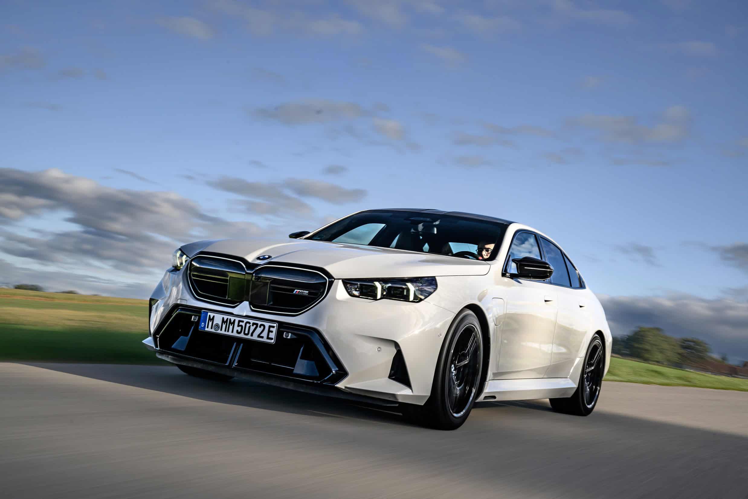 2025-BMW-M5-Alpine-White-12 Exterior Car Detail